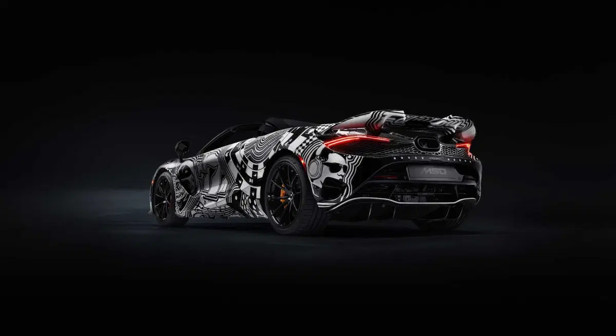 McLaren 750S Spider Project Viva: la one-off dipinta a mano che celebra Las Vegas (18)