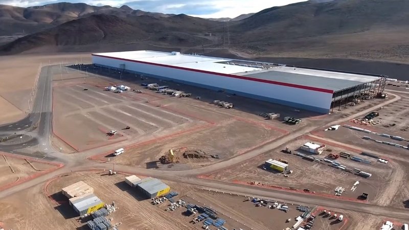 Tesla Gigafactory: la fabbrica pi&ugrave; grande del mondo