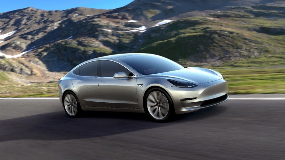 La Model 3, nelle ambizioni di Musk, dovrebbe essere l&#039;auto elettrica per il publico di massa. Anche se il prezzo non dovrebbe essere proprio basso...