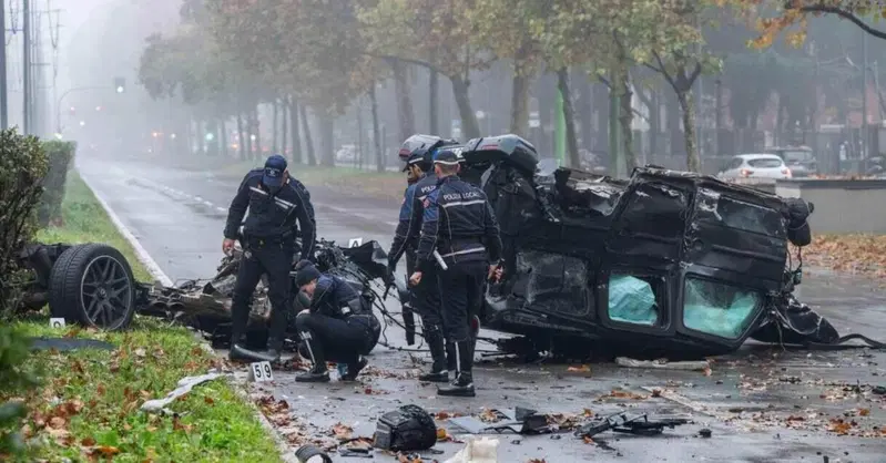 Incidente a Milano: perch&eacute; la cabina della Mercedes Classe G si &egrave; staccata dal telaio? 