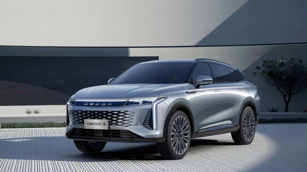 Omoda Omoda 9 SHS-P 1.5 tgdi phev Premium i-awd dht (2)