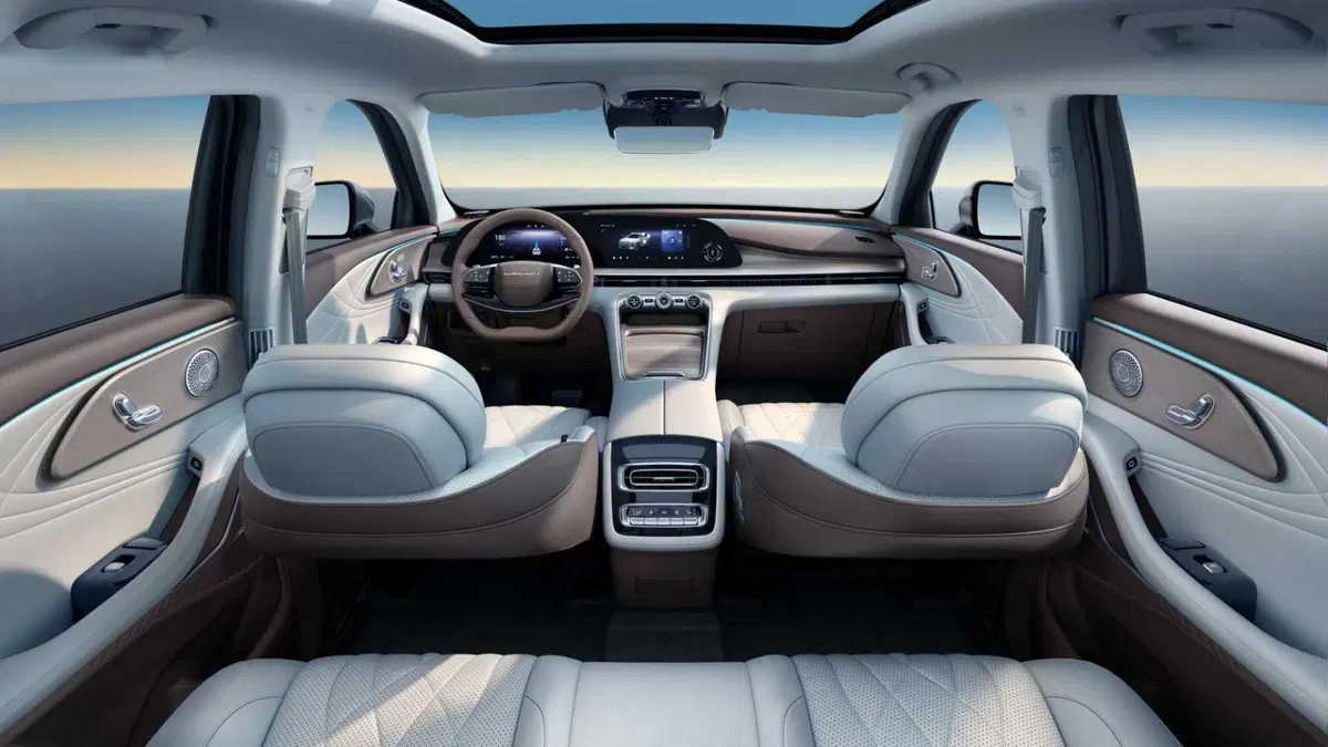 Omoda Omoda 9 SHS-P 1.5 tgdi phev Premium i-awd dht (8)