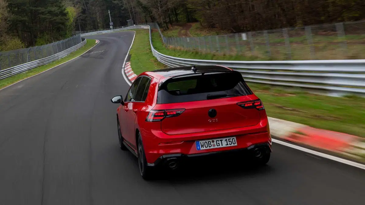 Volkswagen Golf 2.0 tsi GTI Edition 50 325cv dsg (5)