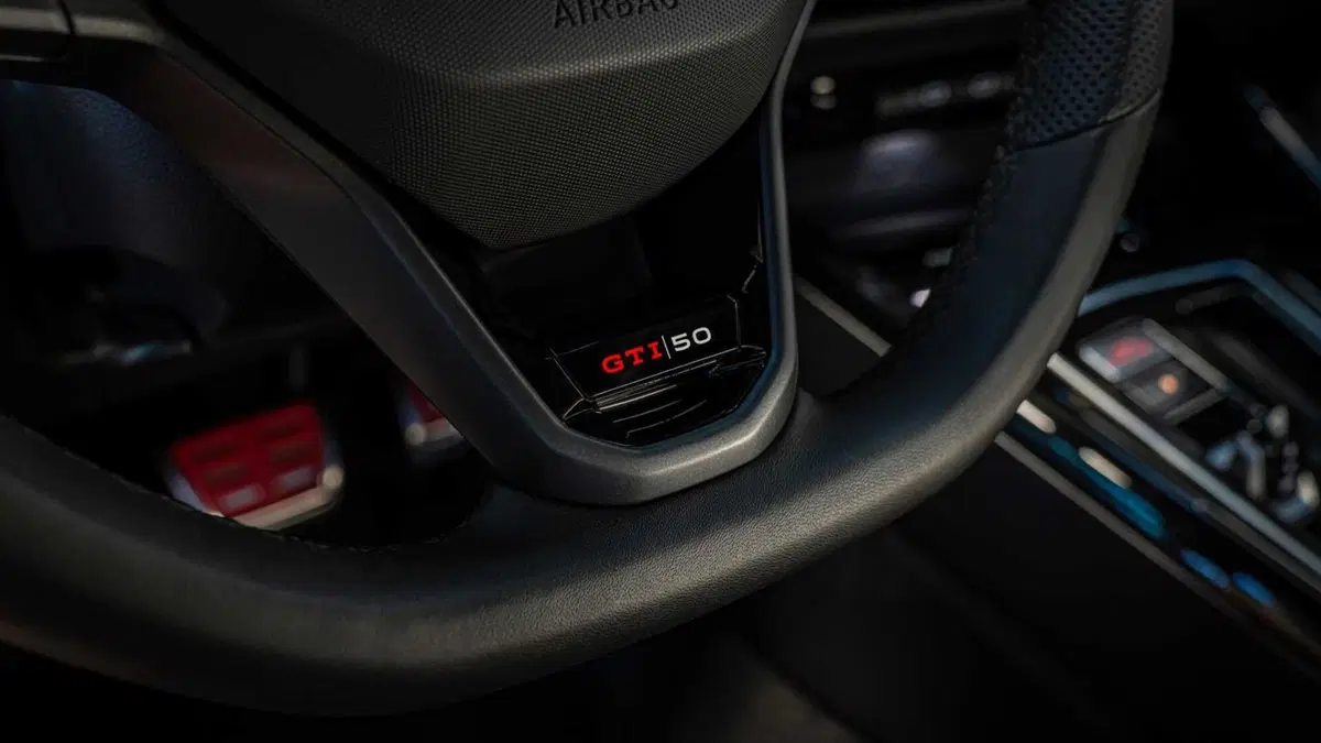 Volkswagen Golf 2.0 tsi GTI Edition 50 325cv dsg (18)