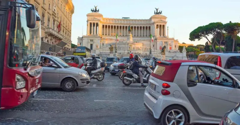 Roma: tutto il centro storico diventa &ldquo;zona 30&rdquo; 