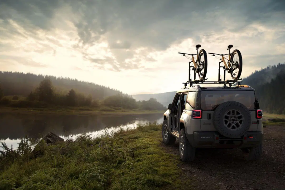 Nuova Jeep Recon 2026: elettrico sì, ma con il badge 'giusto'! (4)