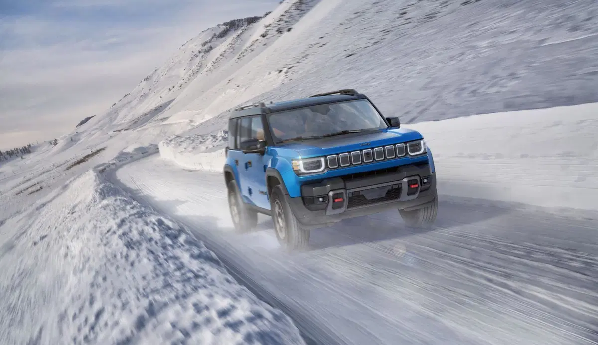 Nuova Jeep Recon 2026: elettrico sì, ma con il badge 'giusto'! (6)