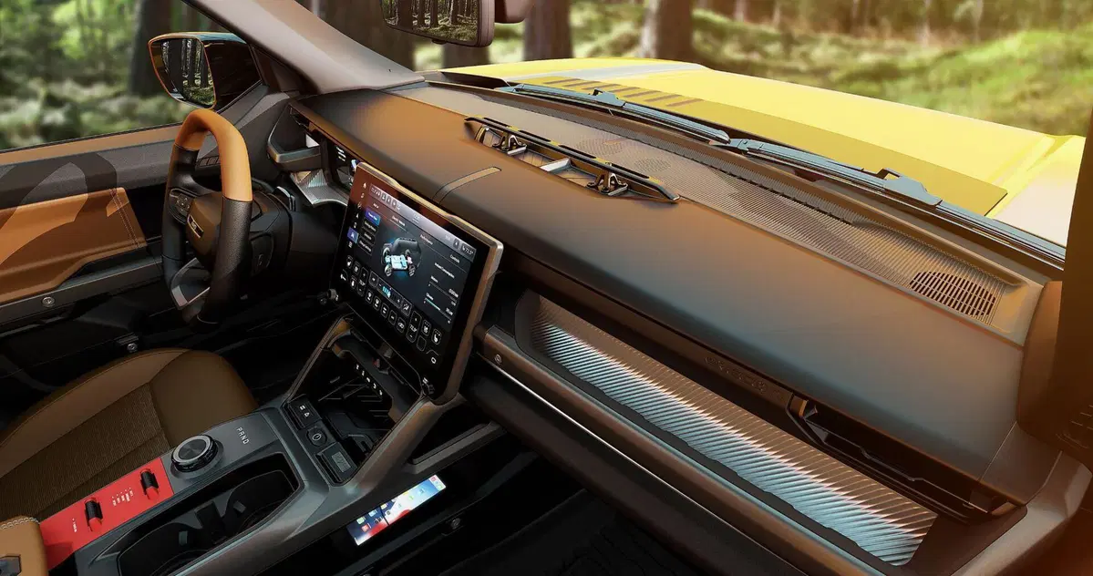 Nuova Jeep Recon 2026: elettrico sì, ma con il badge 'giusto'! (15)