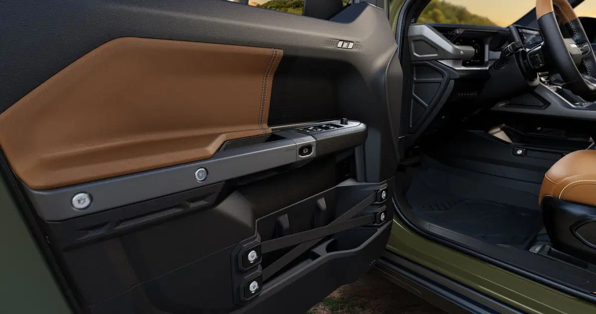 Nuova Jeep Recon 2026: elettrico sì, ma con il badge 'giusto'! (18)
