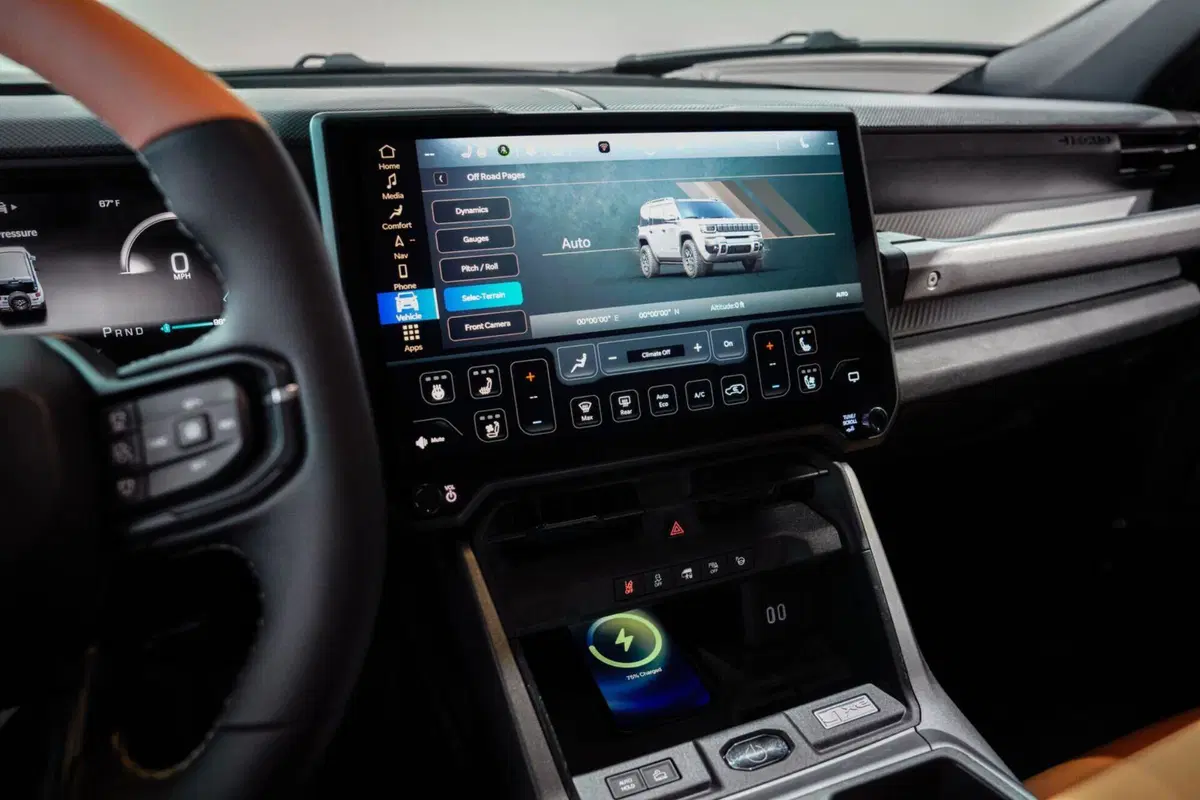Nuova Jeep Recon 2026: elettrico sì, ma con il badge 'giusto'! (24)