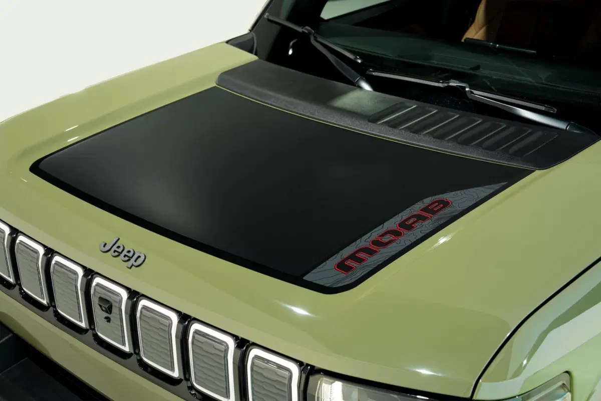 Nuova Jeep Recon 2026: elettrico sì, ma con il badge 'giusto'! (28)