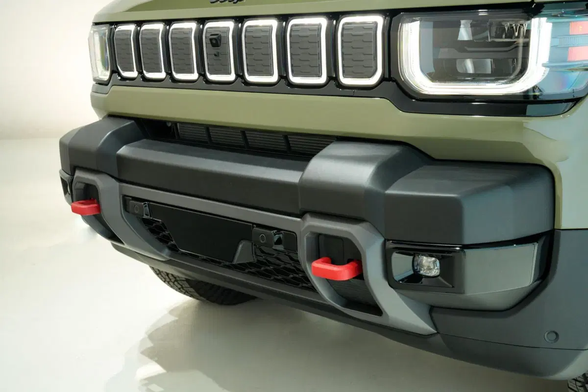 Nuova Jeep Recon 2026: elettrico sì, ma con il badge 'giusto'! (34)
