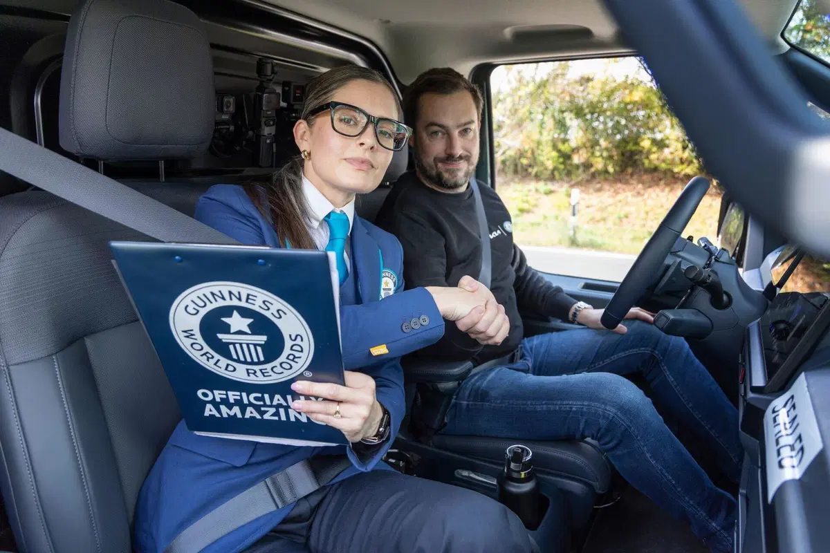 Il PV5 Cargo che ha stabilito il Guinness World Record (5)
