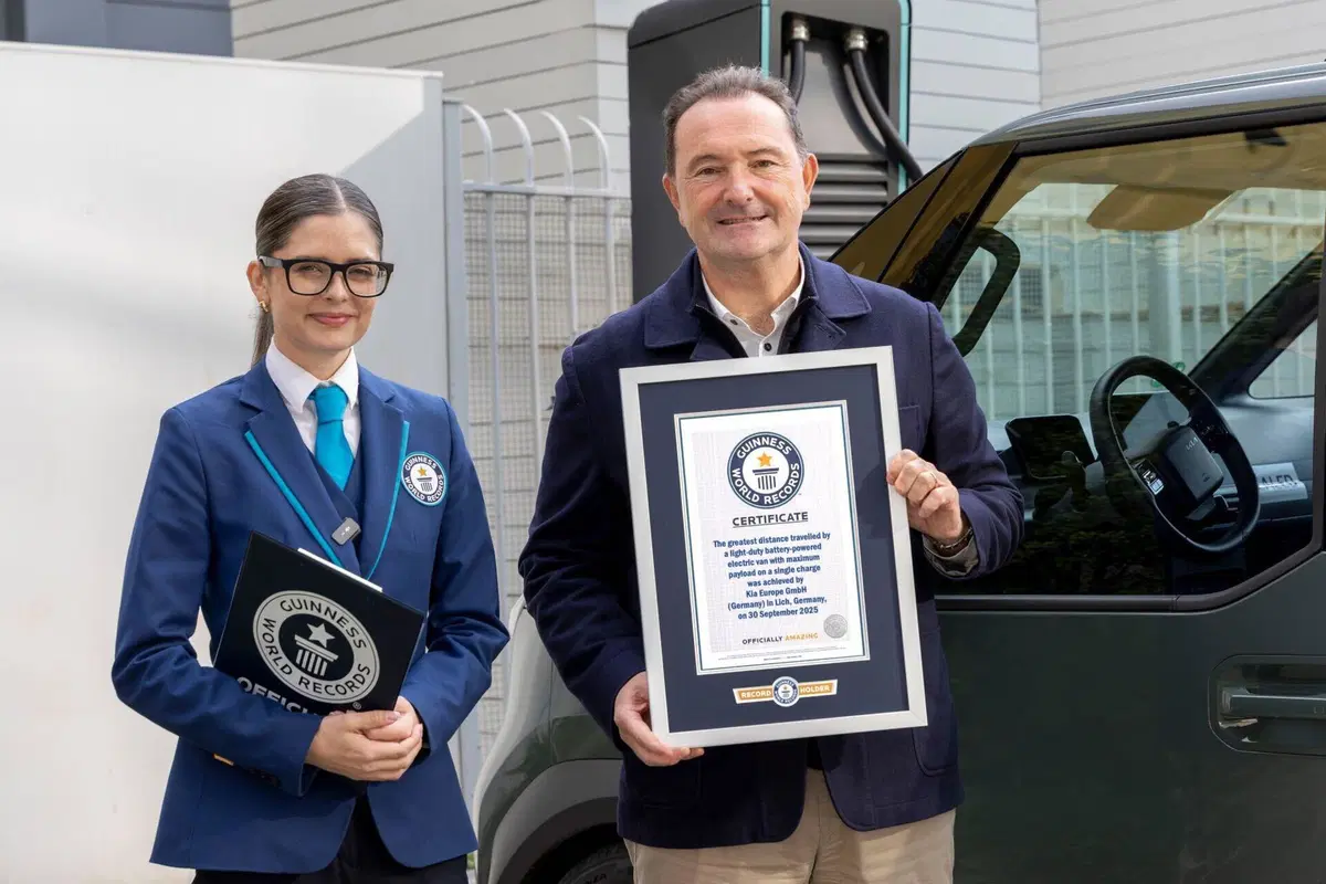 Il PV5 Cargo che ha stabilito il Guinness World Record (6)