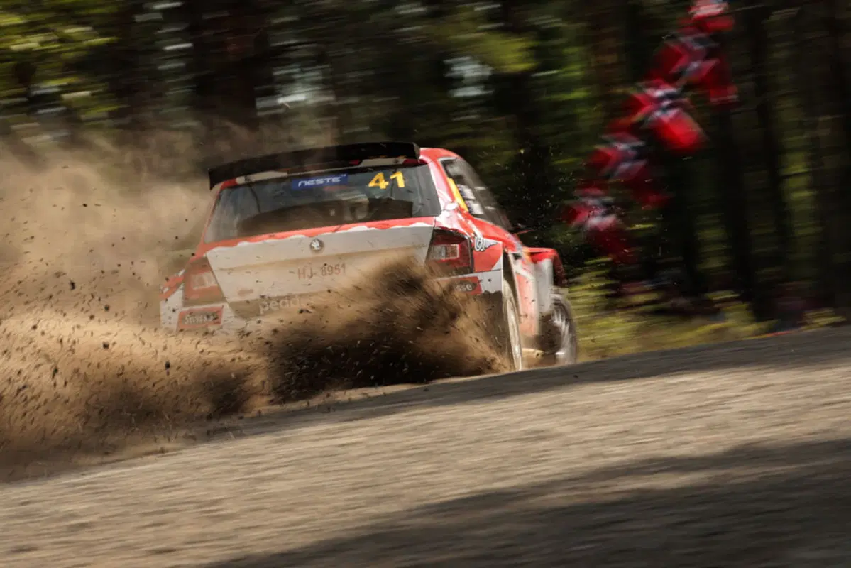 WRC16 Finlandia. Meeke (Citroen) apre le danze al Festival della Velocità (8)
