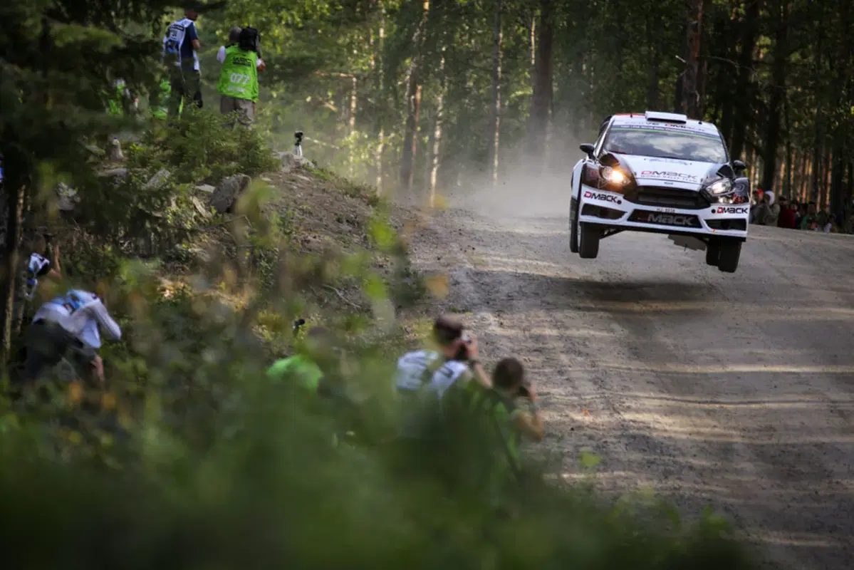 WRC16 Finlandia. Meeke (Citroen) apre le danze al Festival della Velocità (11)