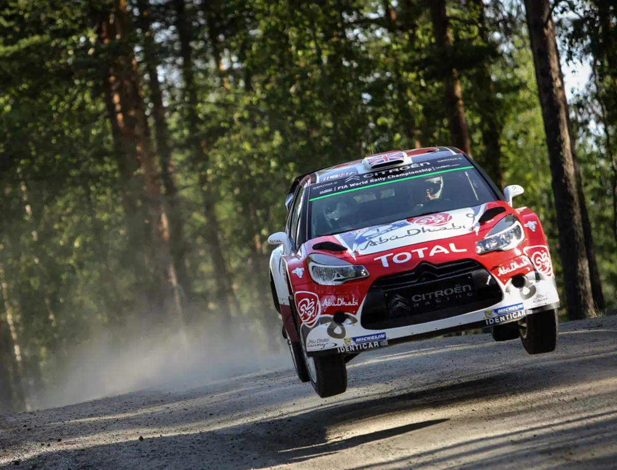 WRC16 Finlandia. Meeke (Citroen) apre le danze al Festival della Velocità (12)