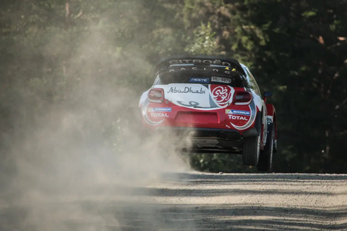 WRC16 Finlandia. Meeke (Citroen) apre le danze al Festival della Velocità (19)