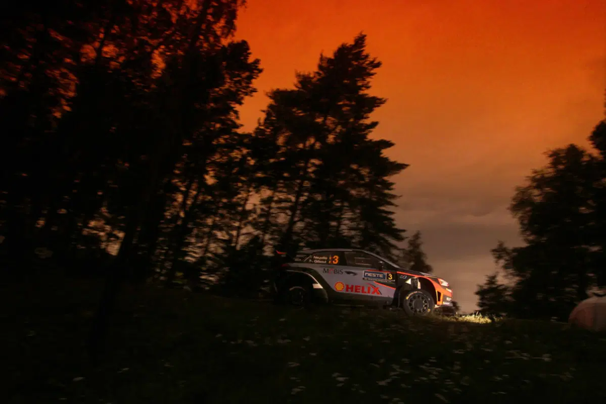 WRC16 Finlandia. Meeke (Citroen) apre le danze al Festival della Velocità (26)