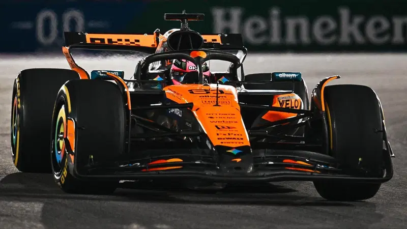 Formula 1, Piastri quarto a Las Vegas (prima della squalifica): "Gara complicata, devo imparare dai miei errori"