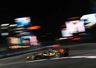 F1. Colpo di scena a Las Vegas: entrambe le McLaren a rischio squalifica per il consumo del plank
