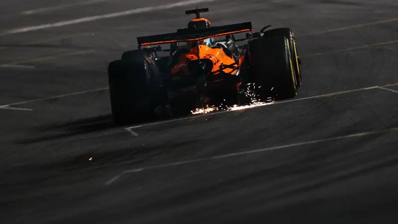 F1. I retroscena della clamorosa doppia squalifica della McLaren a Las Vegas con Norris e Piastri: tutto quello che c'&egrave; da sapere