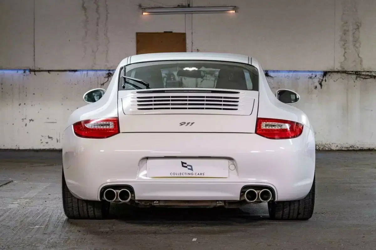 James May vende la sua Porsche 911: l’iconica 997.2 di Captain Slow è all’asta