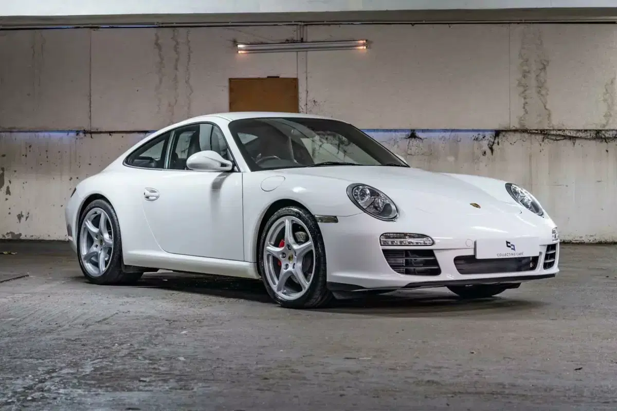 James May vende la sua Porsche 911: l’iconica 997.2 di Captain Slow è all’asta (5)