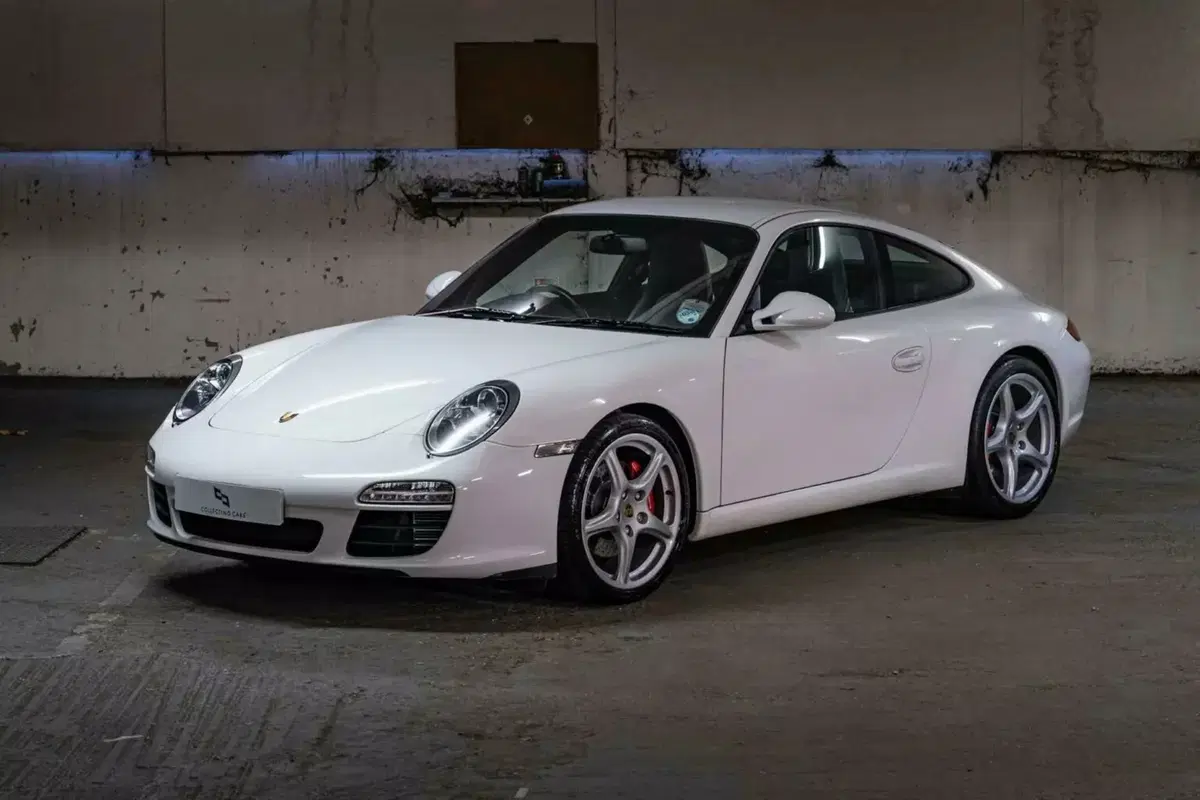 James May vende la sua Porsche 911: l’iconica 997.2 di Captain Slow è all’asta (8)