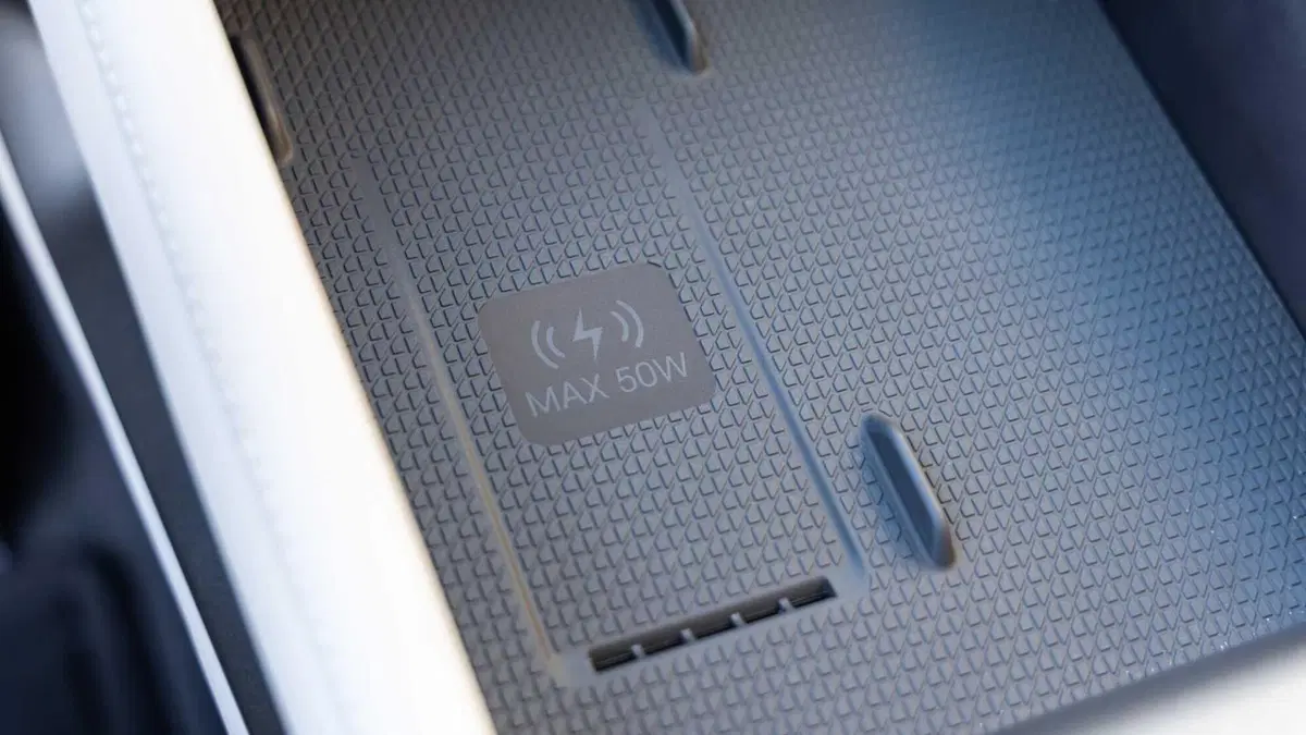 Byd Atto 2 DM-i (28)