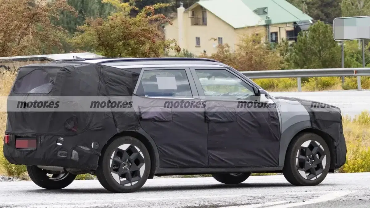 Nuova KIA Seltos 2026: il nuovo SUV low-cost sarà la rivale della Dacia Duster (6)