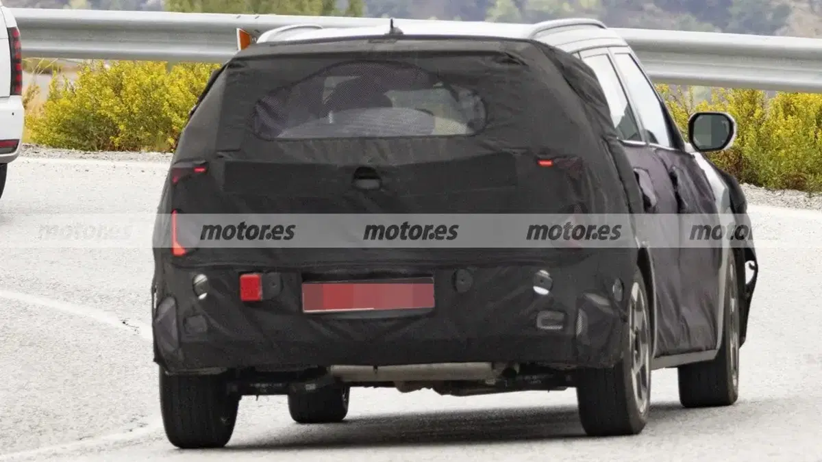 Nuova KIA Seltos 2026: il nuovo SUV low-cost sarà la rivale della Dacia Duster (7)