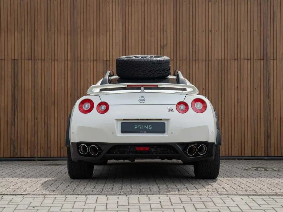 Nissan GT-R Safari: Godzilla diventa un mostro da off-road e vuole portarti alla fine del mondo (2)