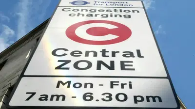 A Londra chi possiede un&rsquo;auto elettrica pagher&agrave; di pi&ugrave;: la benzina rischia di diventare un&rsquo;opzione pi&ugrave; economica per gli autisti privati