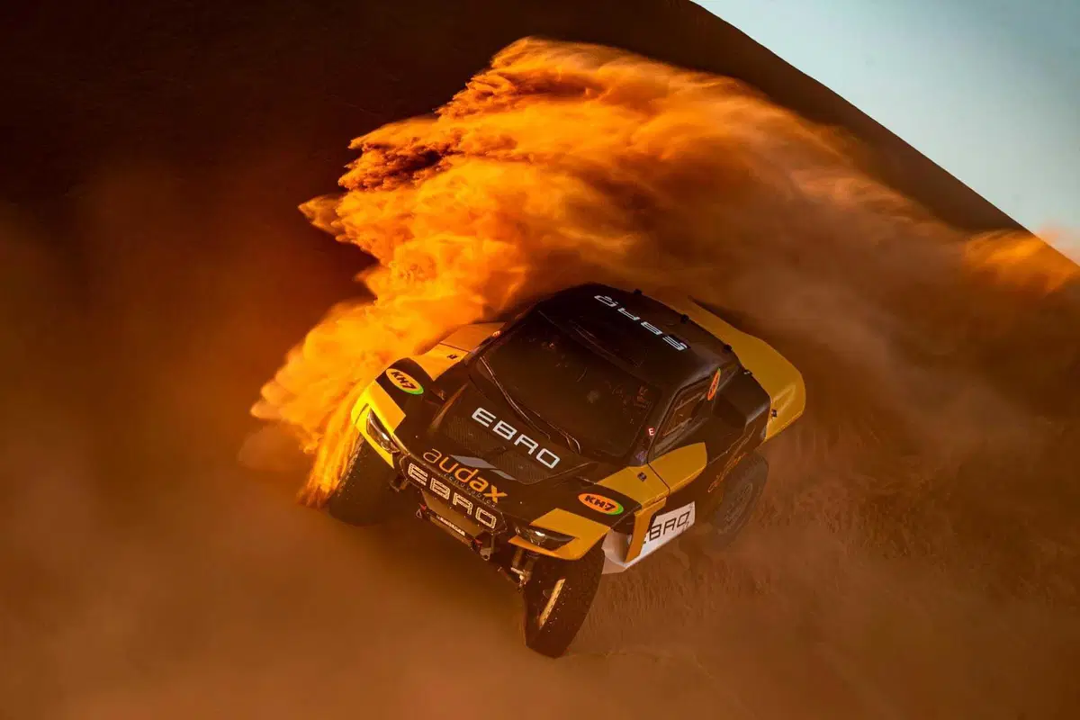Dakar26. Svelato l’inedito “trittico” Ebro-Sanz-Gerini [VIDEO] (3)