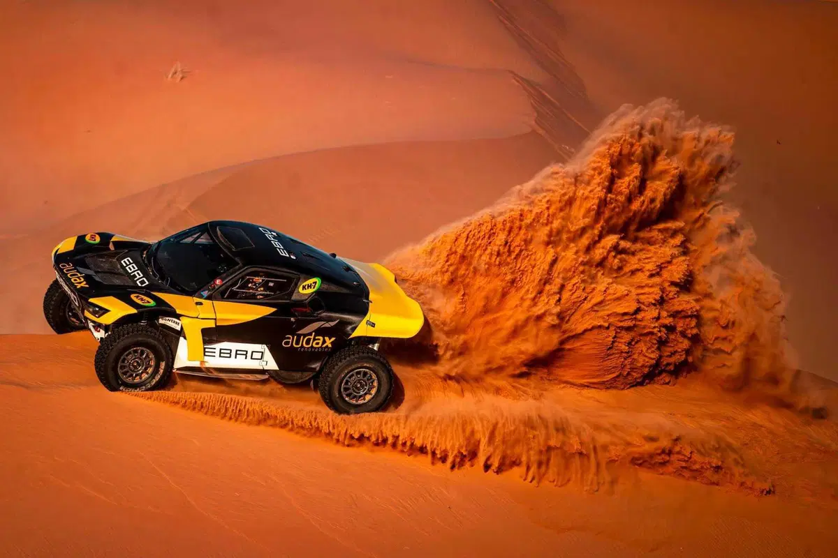 Dakar26. Svelato l’inedito “trittico” Ebro-Sanz-Gerini [VIDEO] (4)