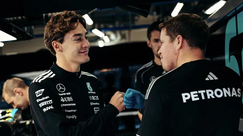 F1. GP Qatar, George Russell lancia l&rsquo;allarme: &ldquo;Senza steward permanenti, troppe decisioni sbagliate&rdquo;