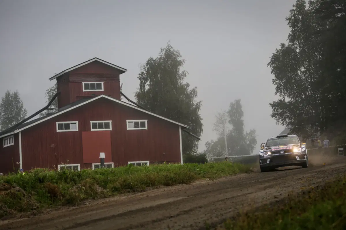 WRC16 Finlandia. Meeke (Citroen) altro pianeta! (4)