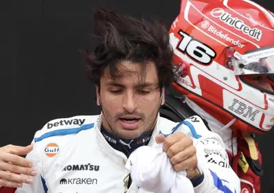 F1. Leclerc furioso con Sainz in Qatar: Rallenta e mi mette nella m**da. Farò lo stesso con lui