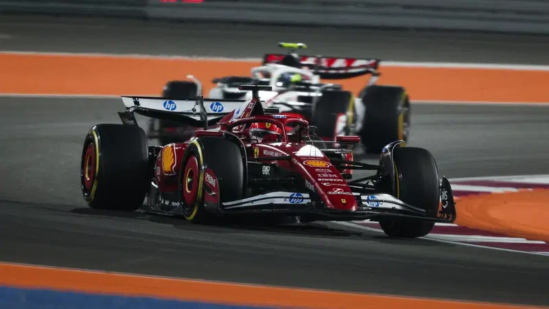 F1. GP Qatar, Leclerc ammette rassegnato: "Non avevo fiducia nella macchina, mai competitivi. Abbiamo sacrificato il 2025 per il 2026"