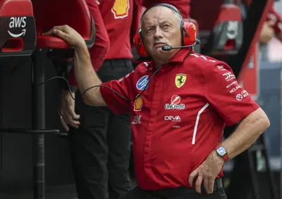 F1. Ferrari in crisi in Qatar, Vasseur: Abbiamo faticato dalla prima all'ultima curva. Stop allo sviluppo della SF-25 deciso con i piloti