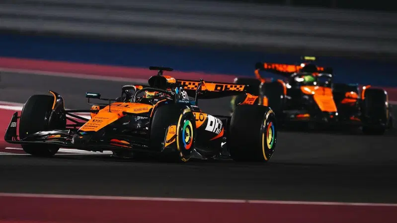 F1. Con il grave errore di valutazione in Qatar, la McLaren rischia di regalare il mondiale a Max Verstappen