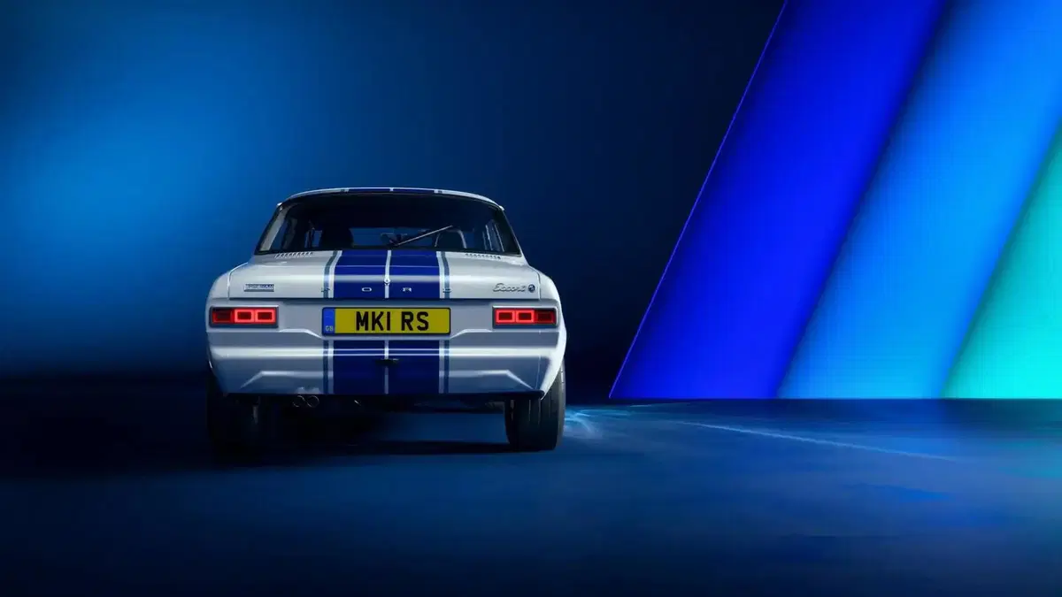 Ford Escort Mk1 RS, sotto il cofano un quattro cilindri aspirato da 330 CV che urla a 10.000 giri (9)