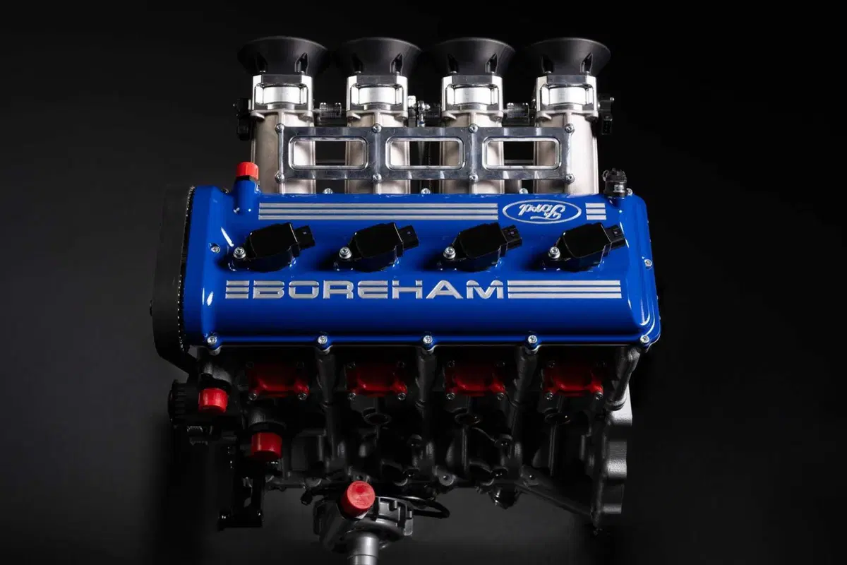 Ford Escort Mk1 RS, sotto il cofano un quattro cilindri aspirato da 330 CV che urla a 10.000 giri (13)