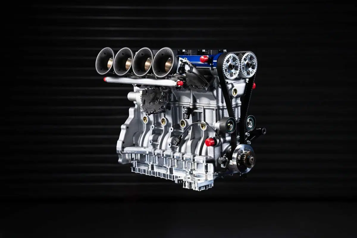 Ford Escort Mk1 RS, sotto il cofano un quattro cilindri aspirato da 330 CV che urla a 10.000 giri (16)
