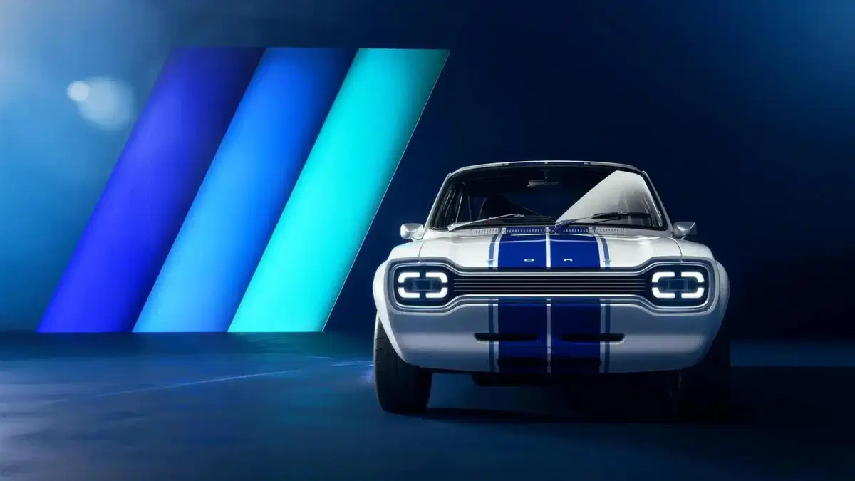Ford Escort Mk1 RS, sotto il cofano un quattro cilindri aspirato da 330 CV che urla a 10.000 giri (6)