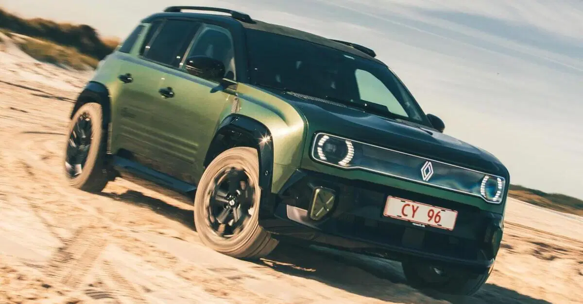 In arrivo la Renault 4 a quattro ruote motrici: il progetto &egrave; vicino al via libera