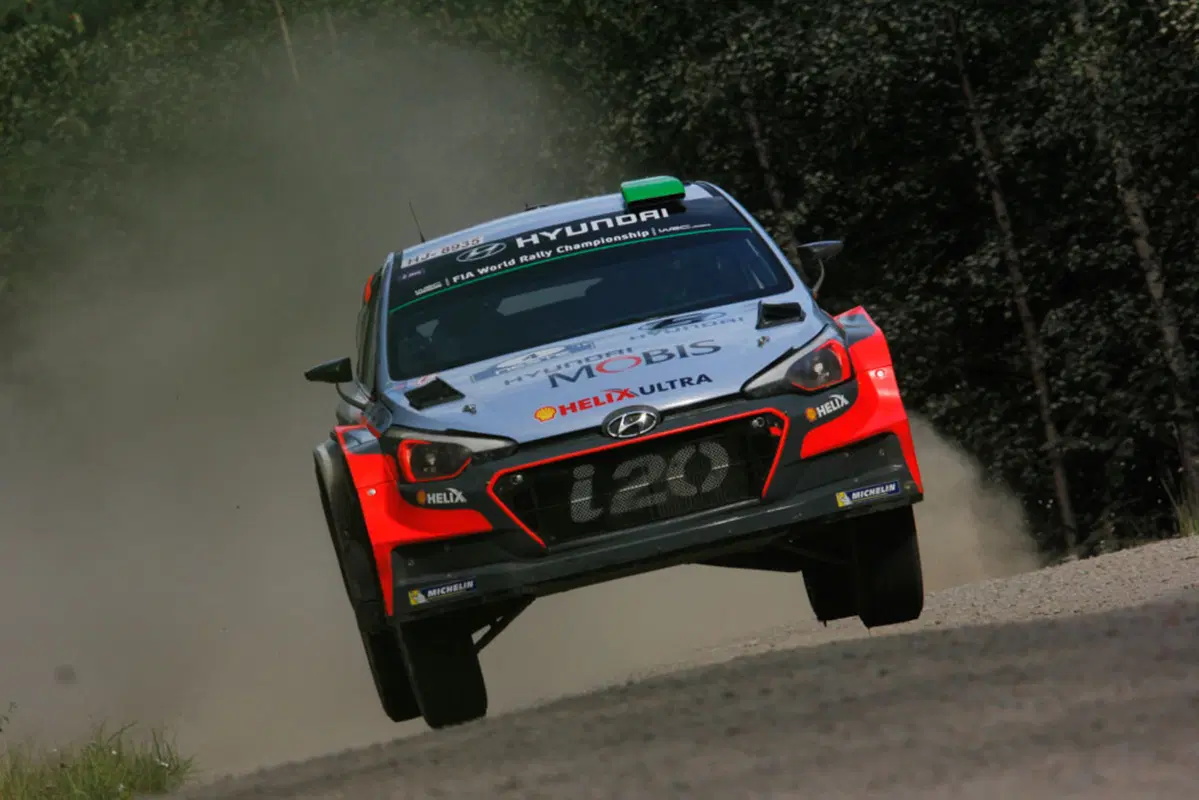 WRC16 Finlandia. vittoria per Meeke (Citroen) 