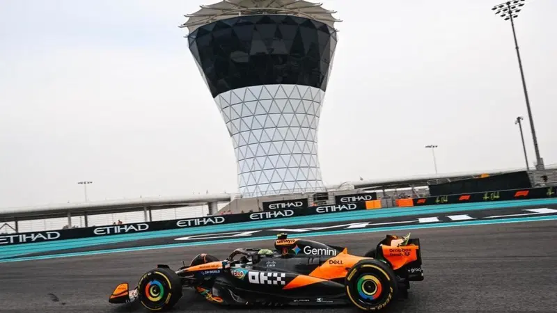 F1. GP Abu Dhabi 2025: Norris imprendibile in FP1, Verstappen vicinissimo. Piastri spia dal muretto per il titolo