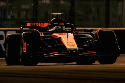 F1. Norris davanti e Piastri in ginocchio nel venerd&igrave; di Abu Dhabi. Ma guai a sottovalutare Max Verstappen